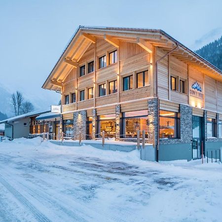 Gadmer Lodge - Dein Zuhause In Den Bergen Gadmen Екстериор снимка